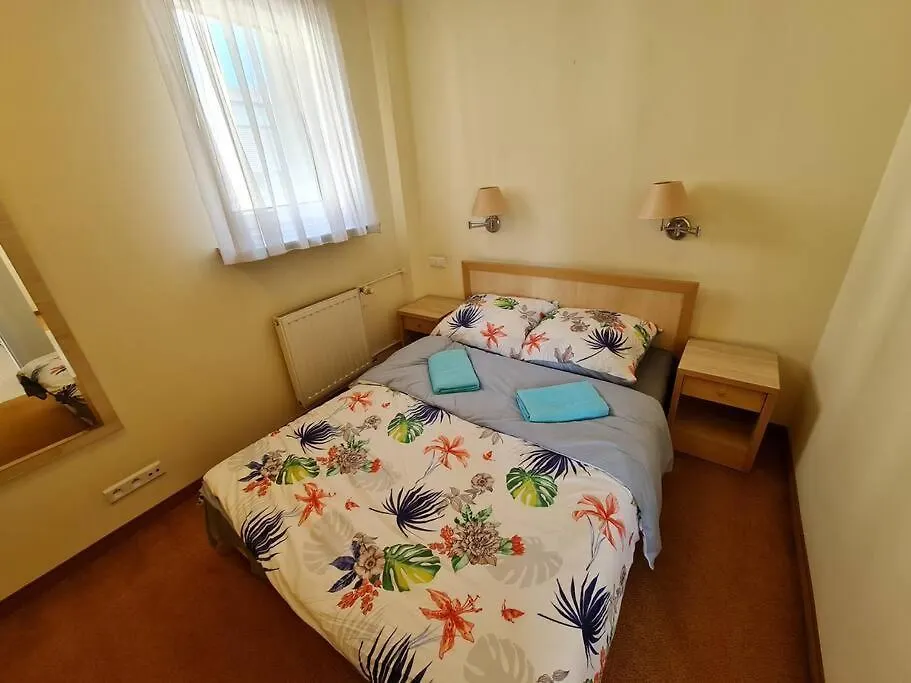 10Q - Z6 Apartment 605 华沙 0*,
